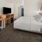 Spark by Hilton Waldorf