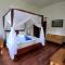 Sumatra Cheeky Monkeys Villa, Trekking and Tours