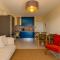 Seaview apartment newly renovated to high quality