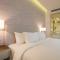 Diamond Bay Hotel