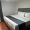 Hotel The MIRROR - Corferias - Vive Claro