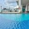 2BR WIFI, Mid Valley, Mosaic Southkey, 5-7 pax, 7 mins to CIQ