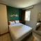 Praia do Canto Apart Hotel - 102B