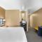 Comfort Inn & Suites Kansas City - Northeast
