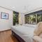Claytons 7 by Discover Stradbroke