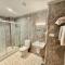 Sheek Hotel