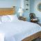 80 Surfview Drive - Unit 604