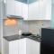 MIDMOST C22 Apartment