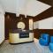 Super Townhouse OAK The Dev Regency
