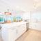 Crescent Point #9: 3Bed Condo