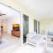Crescent Point #9: 3Bed Condo