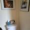 Angel cottage with a sauna or The Cozy with a jacuzzi tub, both are studios with a view of Mount Shasta