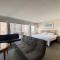 Ilikai Apt 1042 - Spacious Studio with Ocean-Lagoon Views
