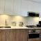 Scenic 2BR RiverView Suite in Downtown