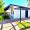 Lady Bay Beach House - seconds from the sand