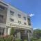 Best Western Roslyn-Long Island Hotel