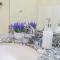 Stylish 2BD - CDT - Gym, Pool, Parking - Sleep 8