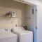 Stylish 2BD - CDT - Gym, Pool, Parking - Sleep 8