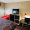 Super 8 by Wyndham Gloucester