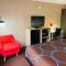 Super 8 by Wyndham Gloucester