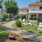 Villas Corinthia