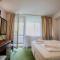 Hotel Attaché l contactless check-in
