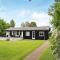 4 star holiday home in Dronningmølle