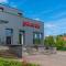 Gelbe Koffer - Design-Maisonette in Schiffweiler - Familien & Business - 2 Parkplätze - Self-Check-in