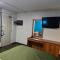 Avenue Motel