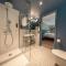 HOP Apartments & Suites