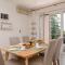Apartment Rubina, 2 bedrooms, big terrace and secure parking