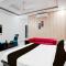 Super Townhouse Faizabad Road Opp BBD University