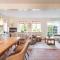 Haus Josias B - links