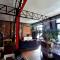 Pet-friendly City Loft Apartment