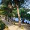 Funky Fish Beach & Surf Resort - Malolo