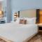 Cambria Hotel Austin Downtown