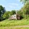 The Flying Scotsman Shepherds Hut with Hot Tub