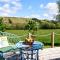 The Mallard Shepherds Hut with Hot Tub