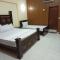 Decent Palace Hotel