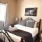 Cheerful New 2 Bedroom Home In Cul De Sac Netflix
