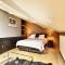 Walk Luxury Stay with Pool