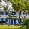 Lagada Beach Hotel
