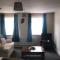 Central 2-Bed Apt Sleeps 5 above Great Derry Pub