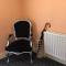 Central 2-Bed Apt Sleeps 5 above Great Derry Pub