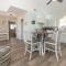 Texas Charm Cottage - 1 Block from the Lake & Hill Country Views