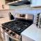 Top Floor-Work Here-Walk Downtown-King Bed