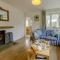3 Bed in West Bay DC117