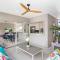 Park Avenue Luxe Chic Townhouse Sleeps 9, Carpark