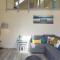 Uk7385 - Chaff House