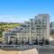 Riverside Retreat - Enjoy Walking Trails, FREE Banff Pass, Gym, Wine & Parking! Work Space Included!